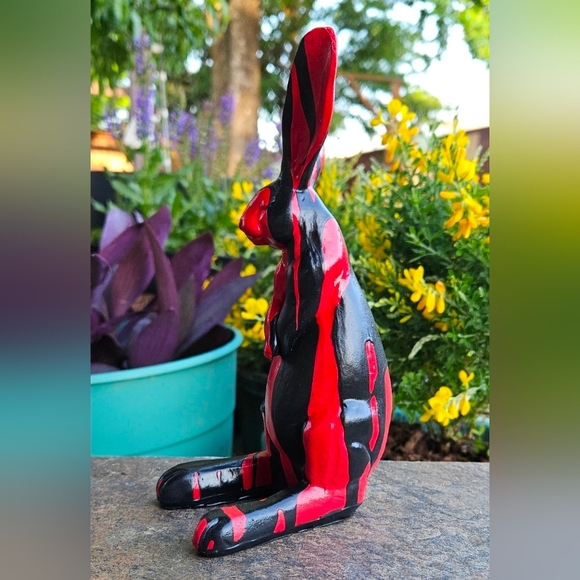 Custom Artwork Rabbit Scupture - Picture 3 of 6